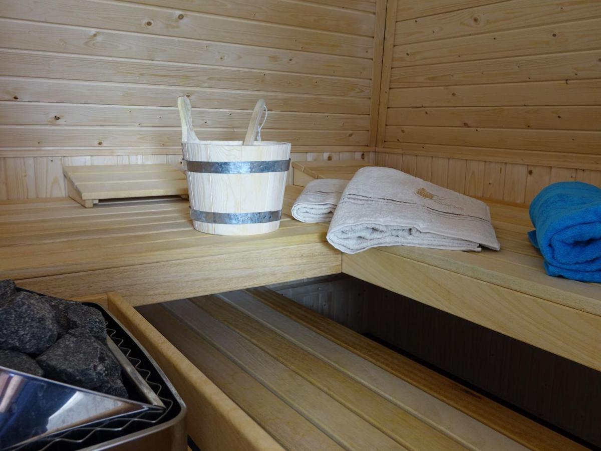 Lush Holiday Home In Earnew Ld Earnewâld エクステリア 写真