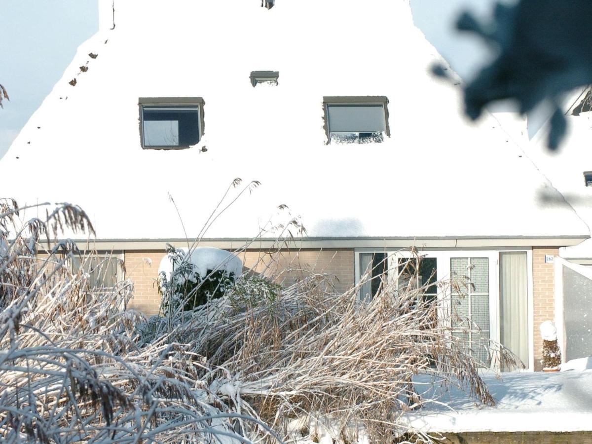 Lush Holiday Home In Earnew Ld Earnewâld エクステリア 写真